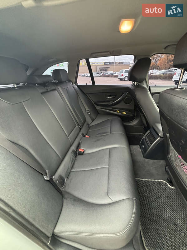 Універсал BMW 3 Series 2017 в Житомирі