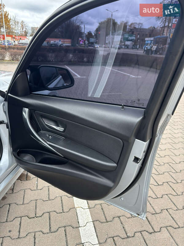 Універсал BMW 3 Series 2017 в Житомирі