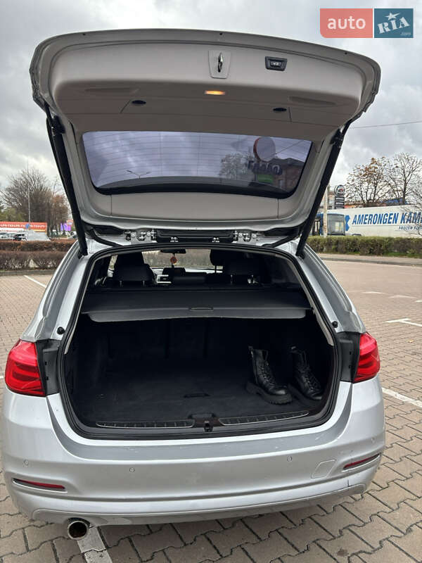 Універсал BMW 3 Series 2017 в Житомирі