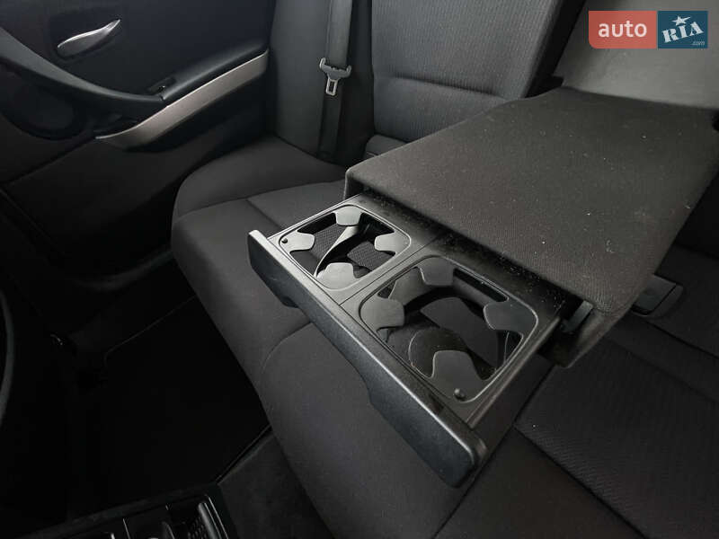 Универсал BMW 3 Series 2010 в Ровно фото 66 Универсал BMW 3 Series 2010 в Ровно