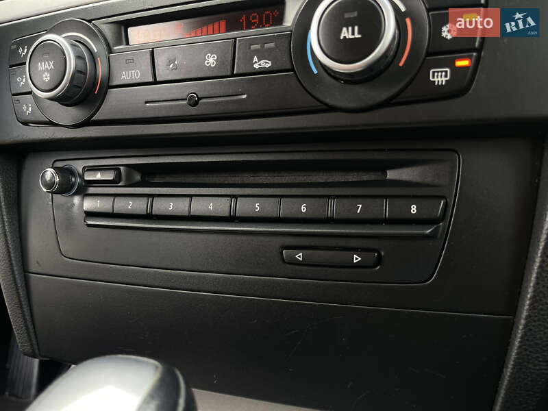 Универсал BMW 3 Series 2010 в Ровно фото 104 Универсал BMW 3 Series 2010 в Ровно