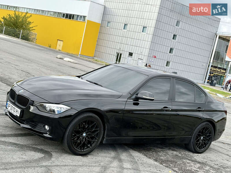 Седан BMW 3 Series 2013 в Запорожье