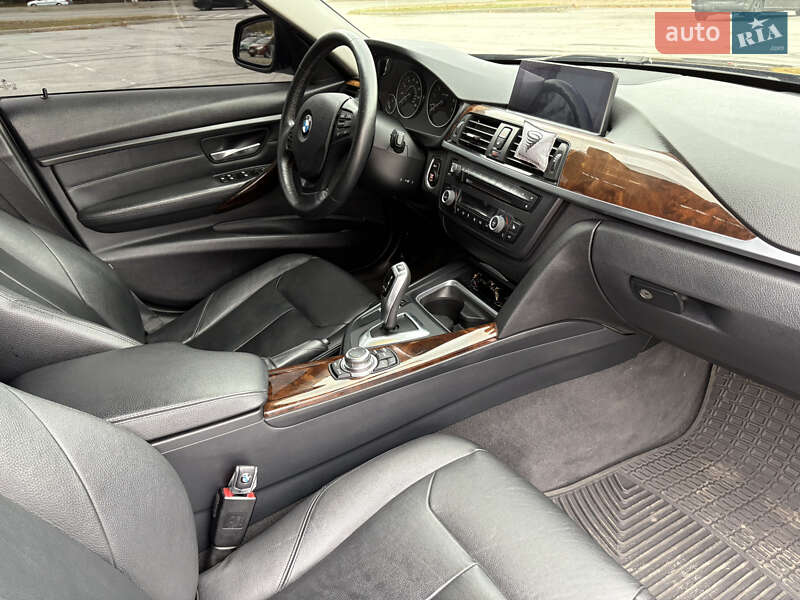 Седан BMW 3 Series 2013 в Запорожье