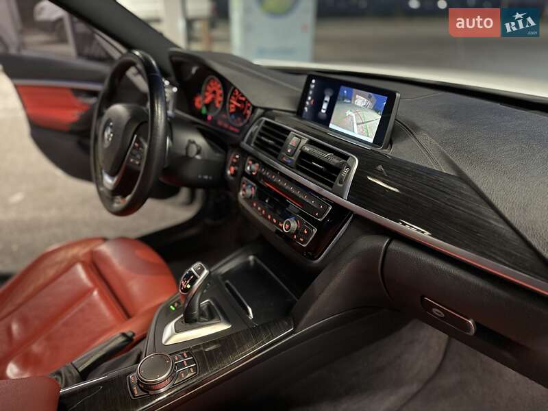 Седан BMW 3 Series 2018 в Дніпрі