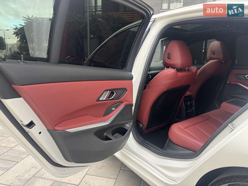 Седан BMW 3 Series 2025 в Киеве фото 20 Седан BMW 3 Series 2025 в Киеве