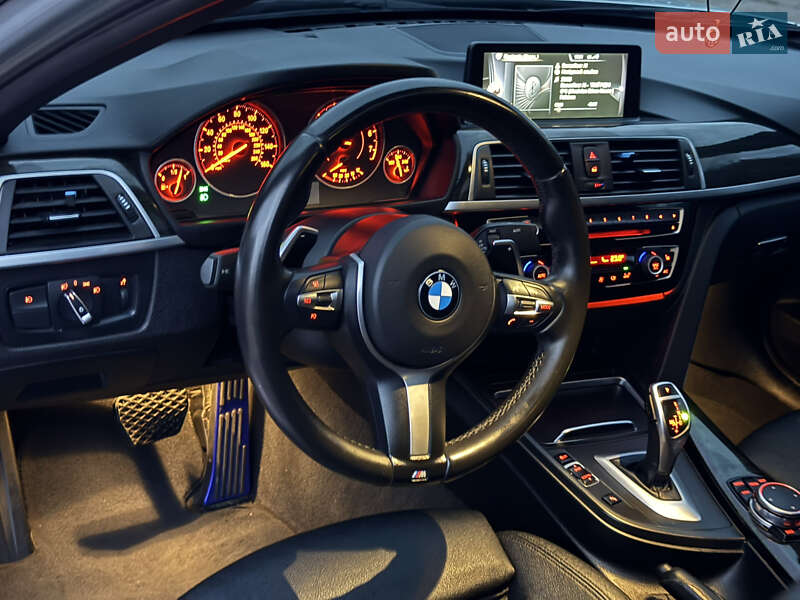 Седан BMW 3 Series 2017 в Житомире