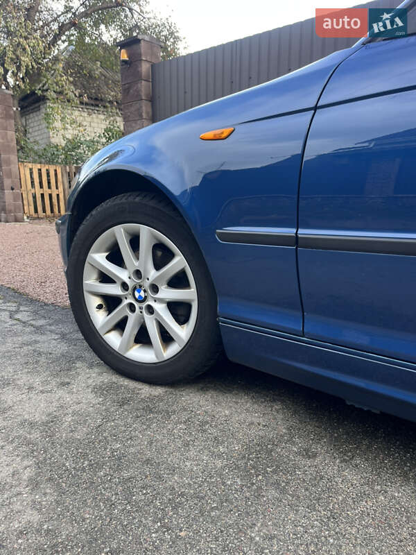 Седан BMW 3 Series 2002 в Києві