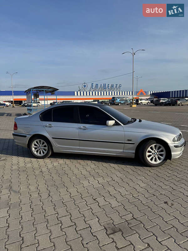 Седан BMW 3 Series 1999 в Черновцах