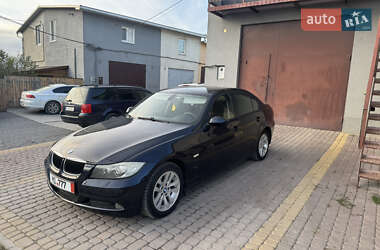 Седан BMW 3 Series 2006 в Волочиске