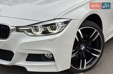Седан BMW 3 Series 2017 в Киеве