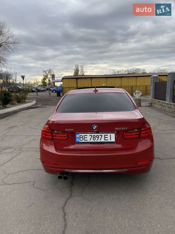 Седан BMW 3 Series 2012 в Первомайске