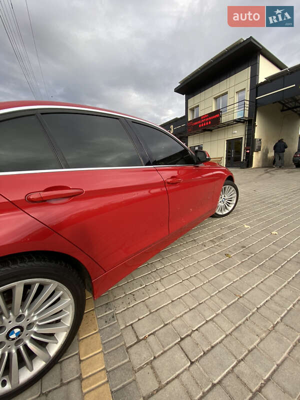 Седан BMW 3 Series 2012 в Первомайске