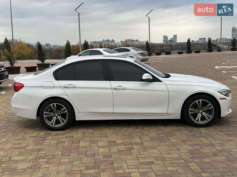 Седан BMW 3 Series 2012 в Киеве