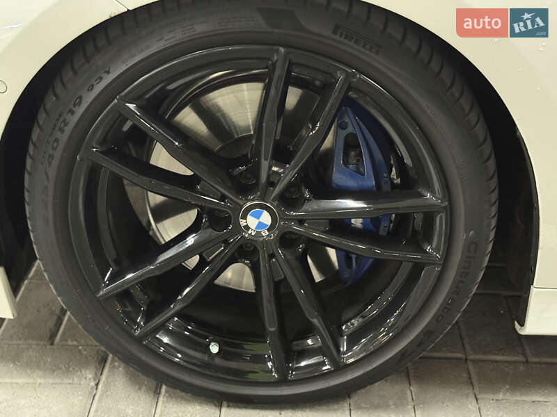 Седан BMW 3 Series 2019 в Києві