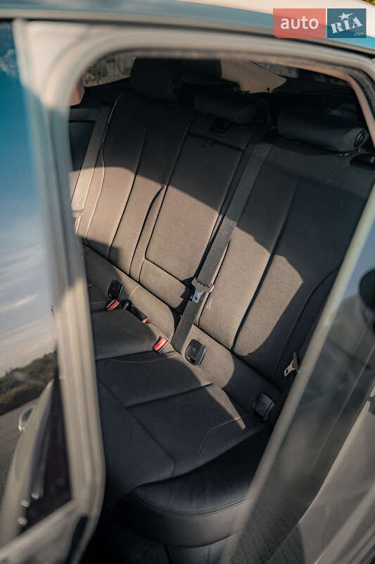 Седан BMW 3 Series 2013 в Львове фото 13 Седан BMW 3 Series 2013 в Львове