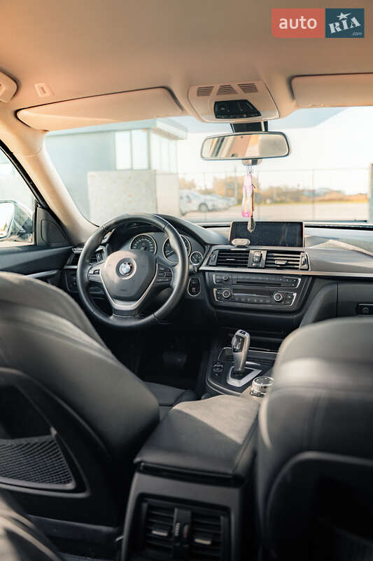 Седан BMW 3 Series 2013 в Львове фото 18 Седан BMW 3 Series 2013 в Львове
