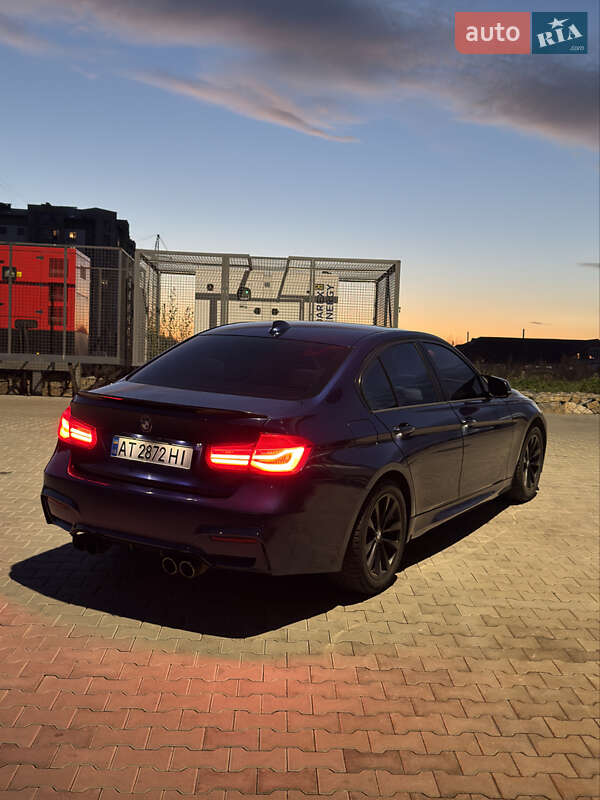 Седан BMW 3 Series 2015 в Калуше
