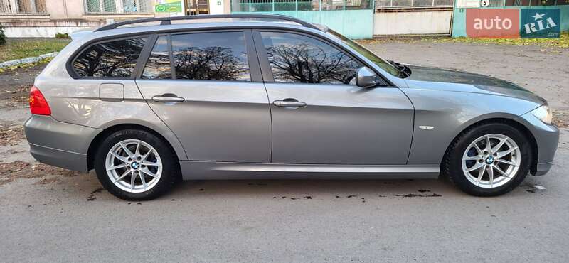 Универсал BMW 3 Series 2009 в Мукачево