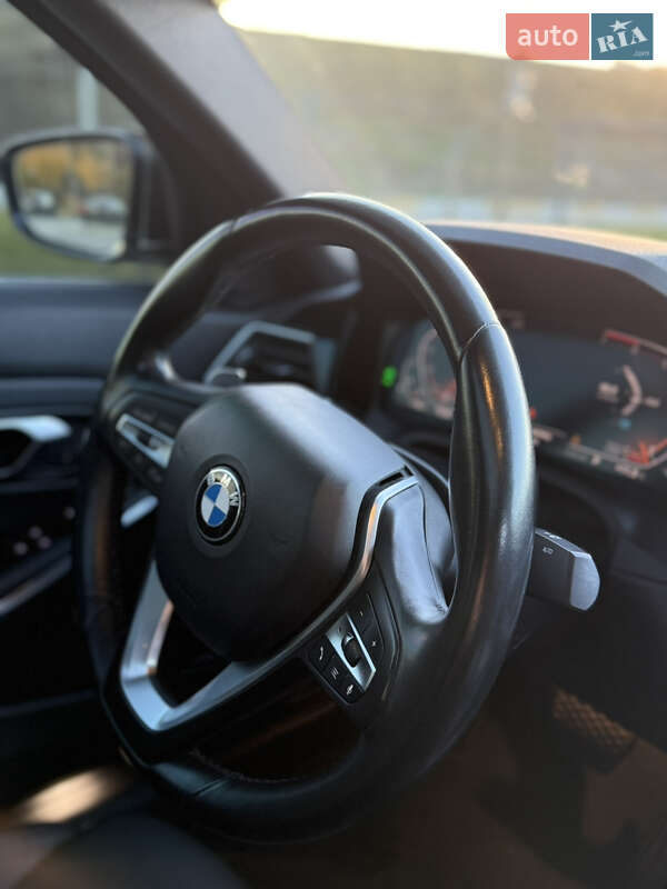 Седан BMW 3 Series 2019 в Киеве фото 13 Седан BMW 3 Series 2019 в Киеве