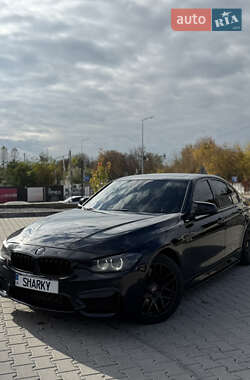 Седан BMW 3 Series 2011 в Львові