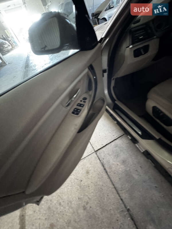 Седан BMW 3 Series 2012 в Кривому Розі
