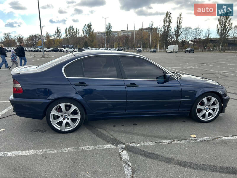 Седан BMW 3 Series 2001 в Днепре