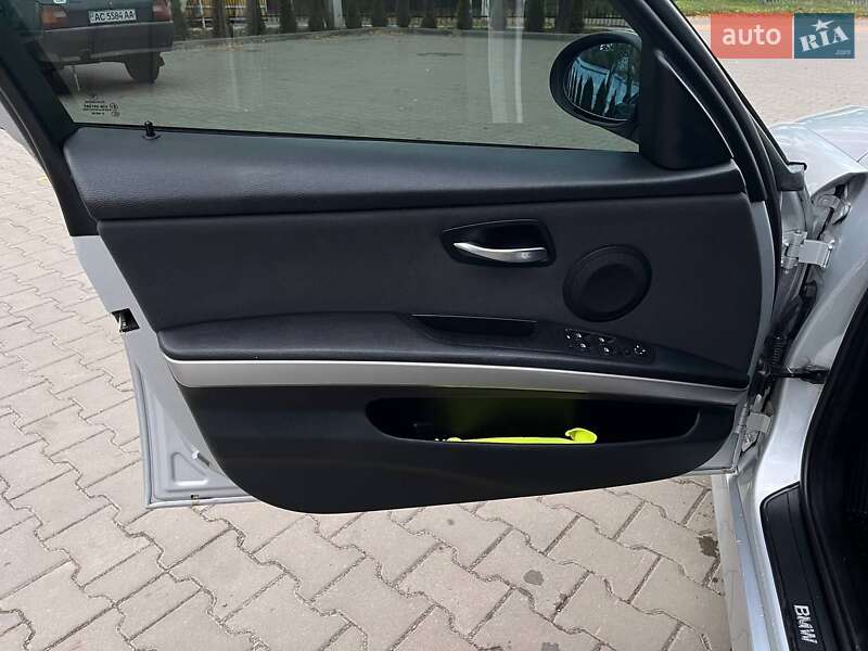 Универсал BMW 3 Series 2005 в Луцке фото 48 Универсал BMW 3 Series 2005 в Луцке