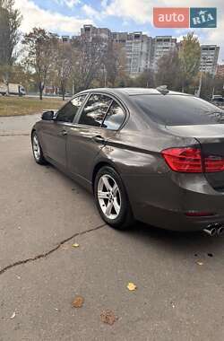 Седан BMW 3 Series 2014 в Дніпрі