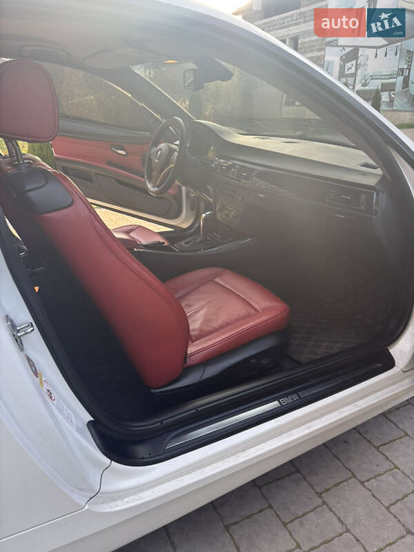 Купе BMW 3 Series 2009 в Николаеве