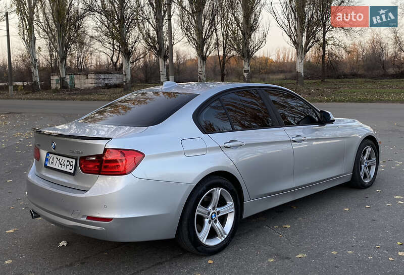 Седан BMW 3 Series 2015 в Кривом Роге фото 4 Седан BMW 3 Series 2015 в Кривом Роге