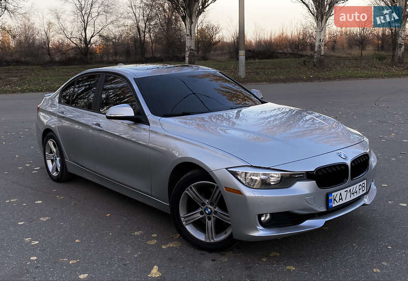 Седан BMW 3 Series 2015 в Кривом Роге фото 9 Седан BMW 3 Series 2015 в Кривом Роге