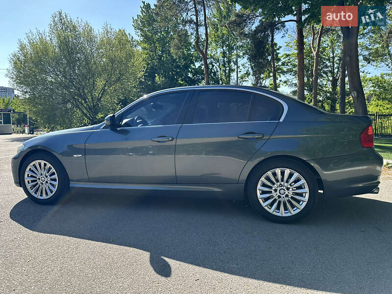 Седан BMW 3 Series 2010 в Харькове фото 7 Седан BMW 3 Series 2010 в Харькове