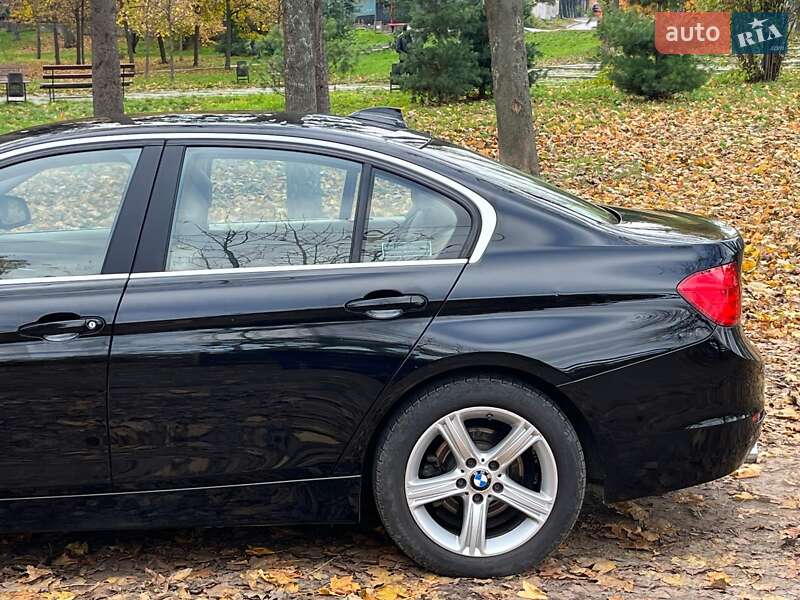 Седан BMW 3 Series 2014 в Києві