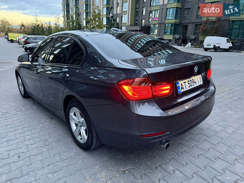 Седан BMW 3 Series 2012 в Києві