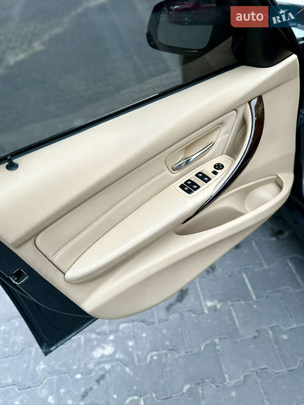 Седан BMW 3 Series 2012 в Києві
