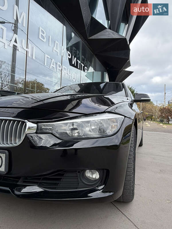 Седан BMW 3 Series 2013 в Одессе