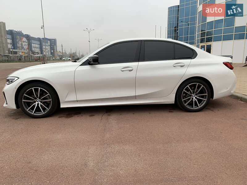 Седан BMW 3 Series 2021 в Харькове