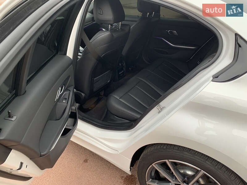 Седан BMW 3 Series 2021 в Харькове