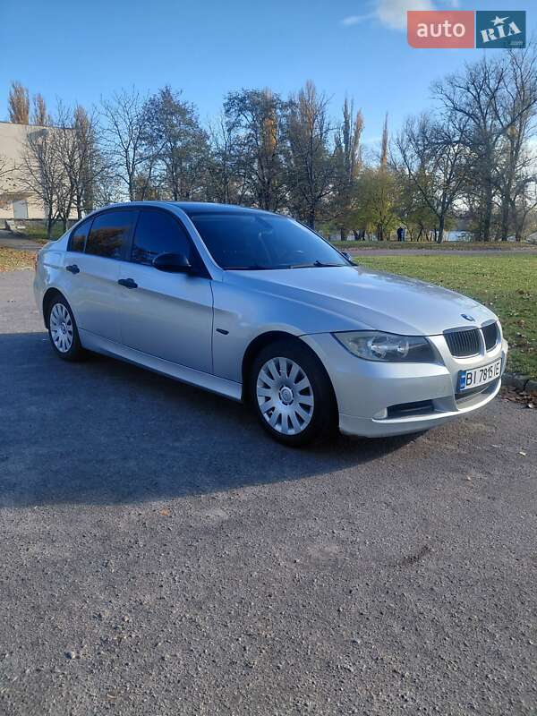 Седан BMW 3 Series 2006 в Кременчуге фото 3 Седан BMW 3 Series 2006 в Кременчуге
