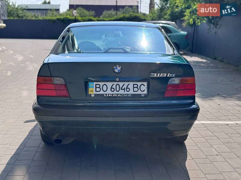Седан BMW 3 Series 1998 в Хмельницком