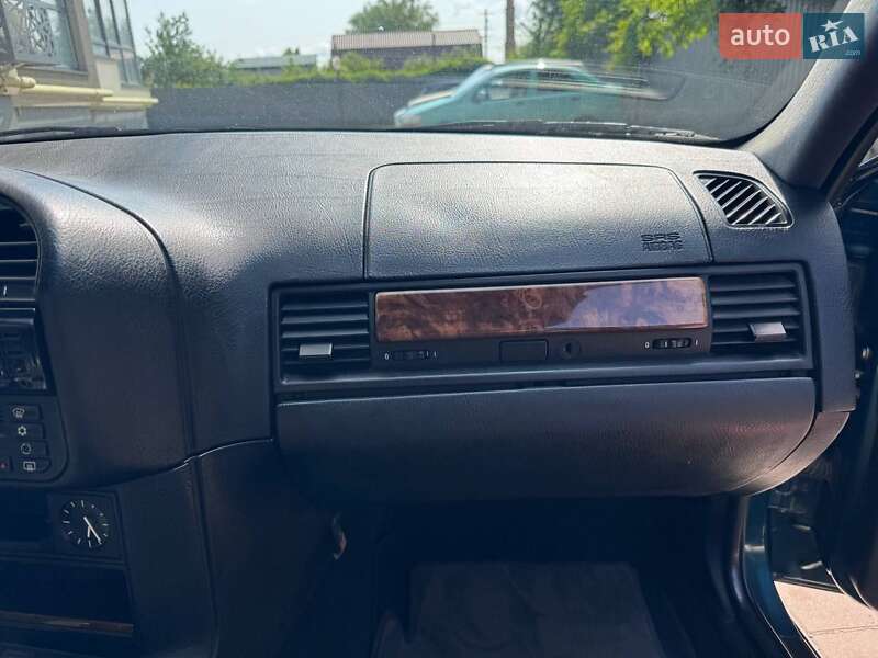 Седан BMW 3 Series 1998 в Хмельницком