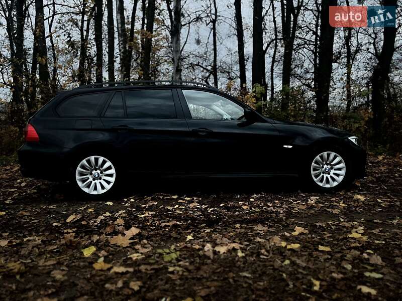 Универсал BMW 3 Series 2009 в Львове