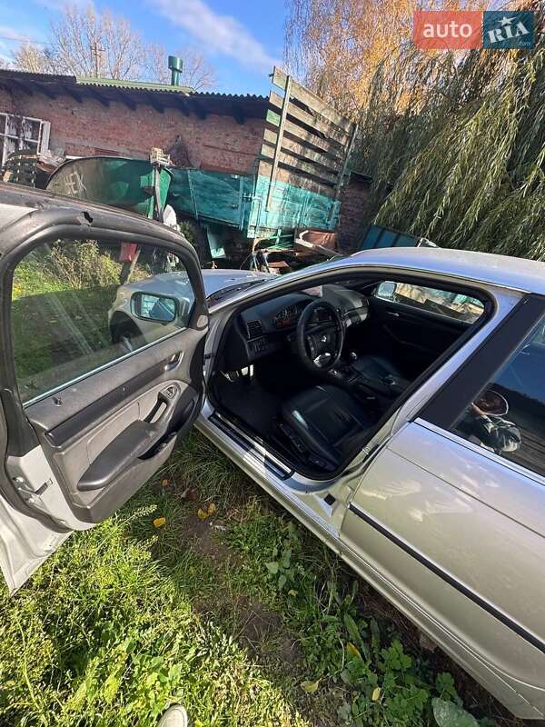 Седан BMW 3 Series 2002 в Чернигове фото 6 Седан BMW 3 Series 2002 в Чернигове