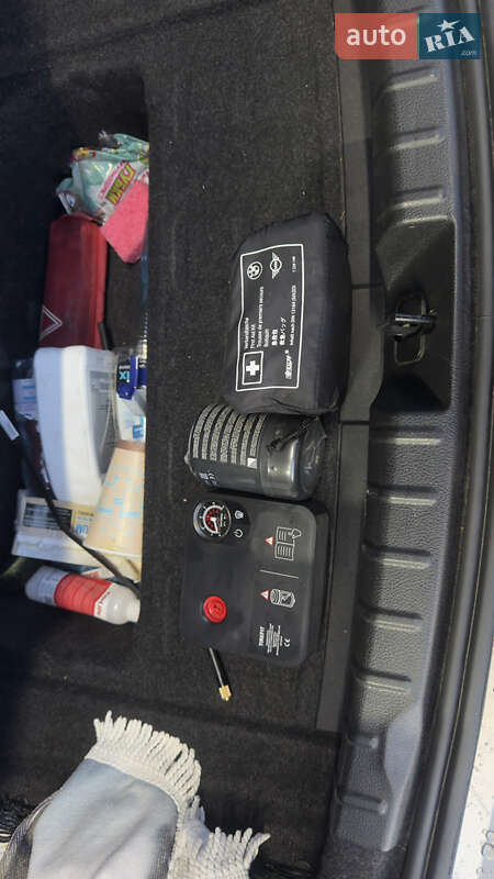 Седан BMW 3 Series 2017 в Киеве