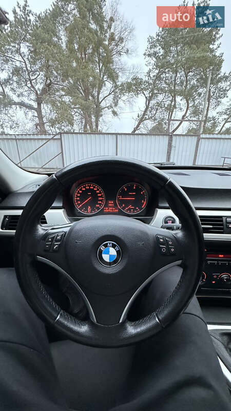 Универсал BMW 3 Series 2010 в Сарнах