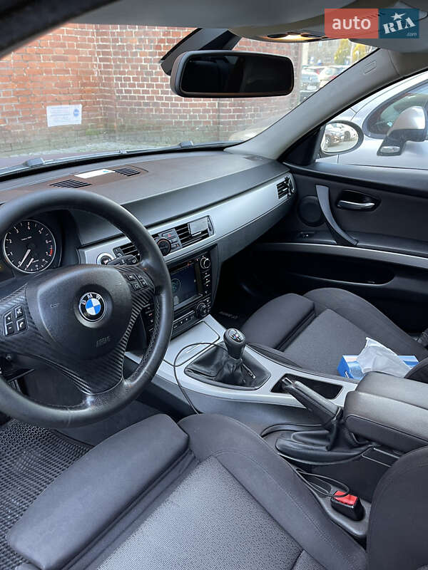 Седан BMW 3 Series 2005 в Каменец-Подольском