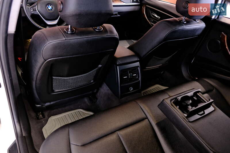 Седан BMW 3 Series 2013 в Одесі