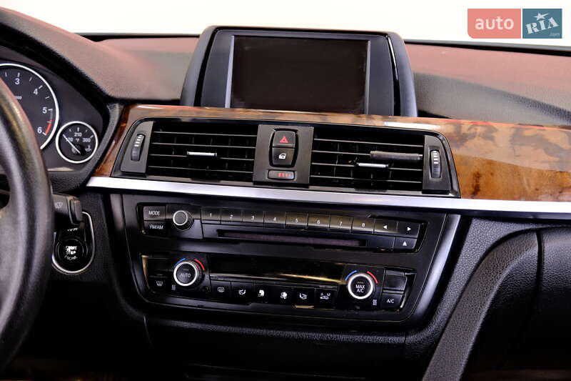 Седан BMW 3 Series 2013 в Одесі