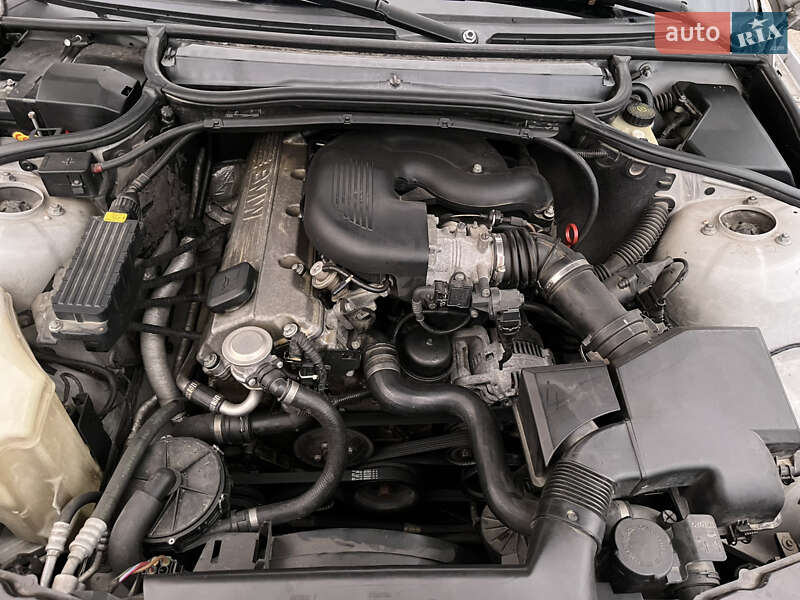 Седан BMW 3 Series 1998 в Львове