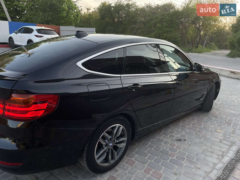 Седан BMW 3 Series 2014 в Львові